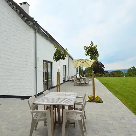 Forestside Retreat, Malmedy, Cleaning Included Σπίτι διακοπών *